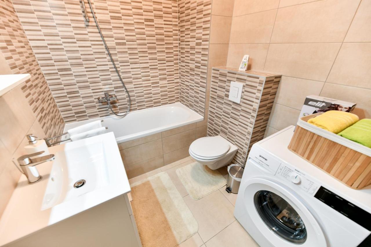 Modern For 2025' Vacation In Appartement Zadar