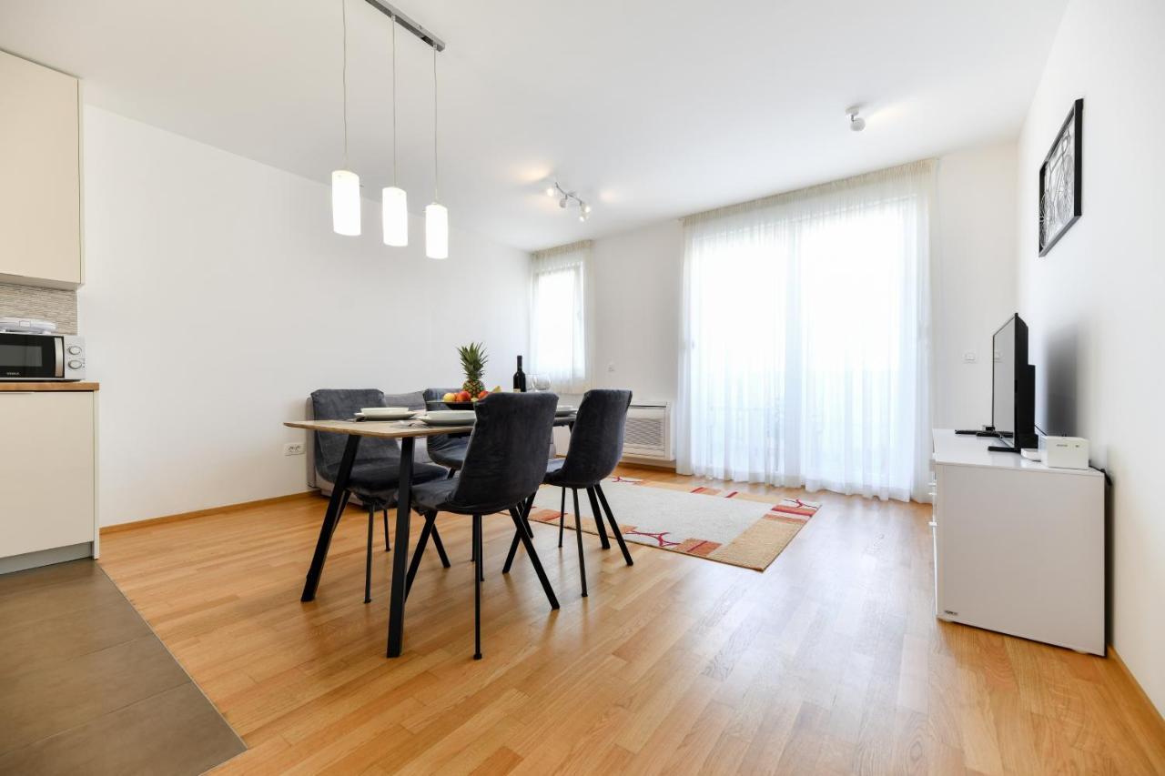 Appartement Modern For 2025' Vacation In *