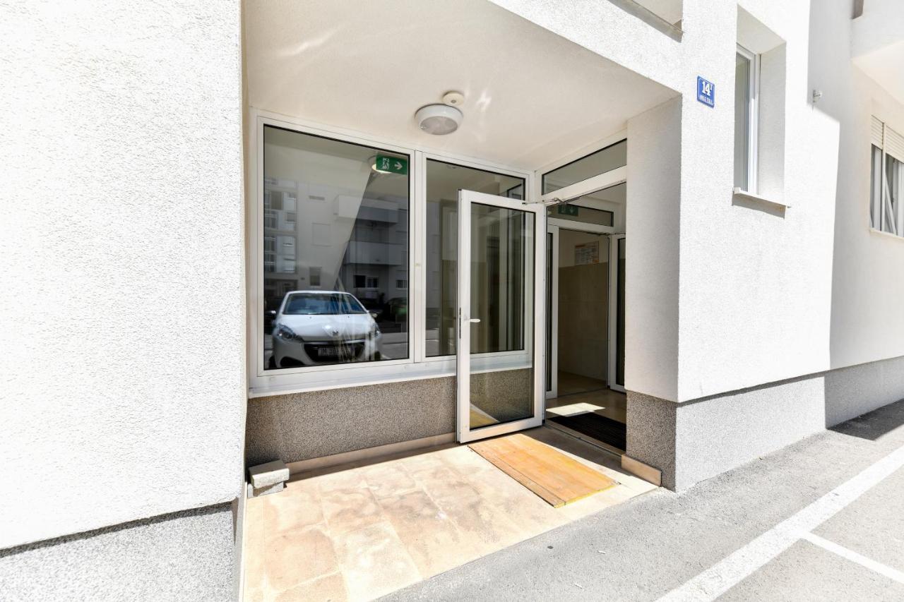 Appartement Modern For 2025' Vacation In *