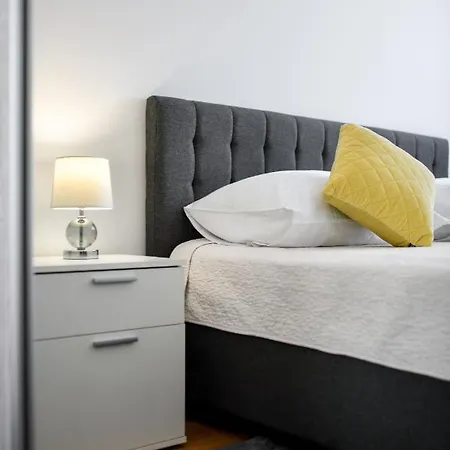Modern Apartment For 2025' Vacation In Zadar Exterior photo