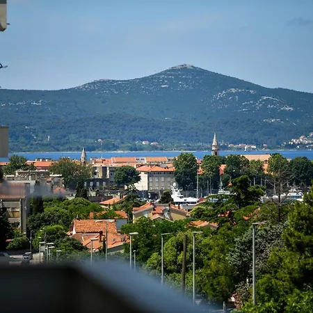 Modern Apartment For 2025' Vacation In Zadar Exterior photo